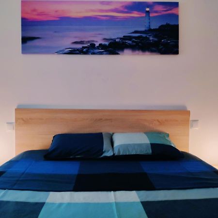 Charming Apartment In Alicante Near The Sea & City Center Bagian luar foto