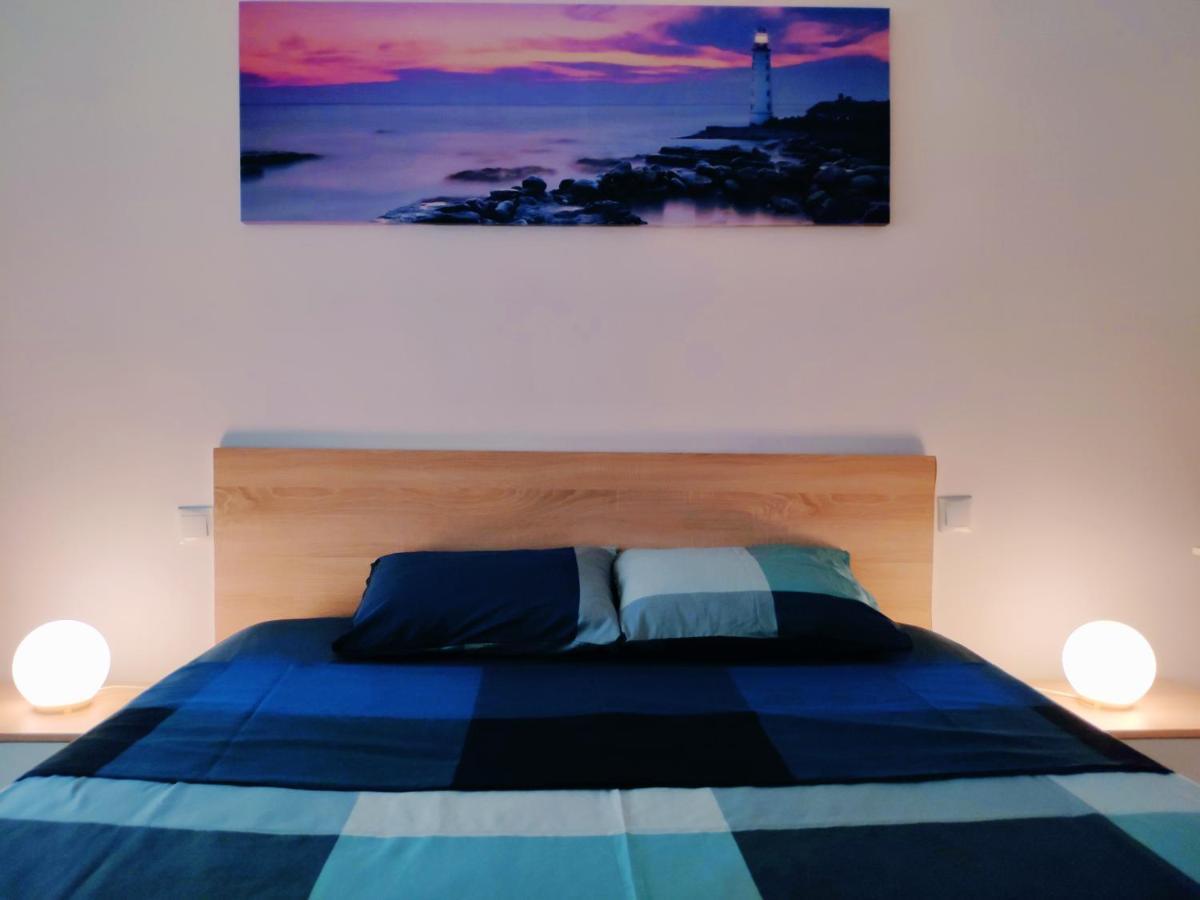 Charming Apartment In Alicante Near The Sea & City Center Bagian luar foto