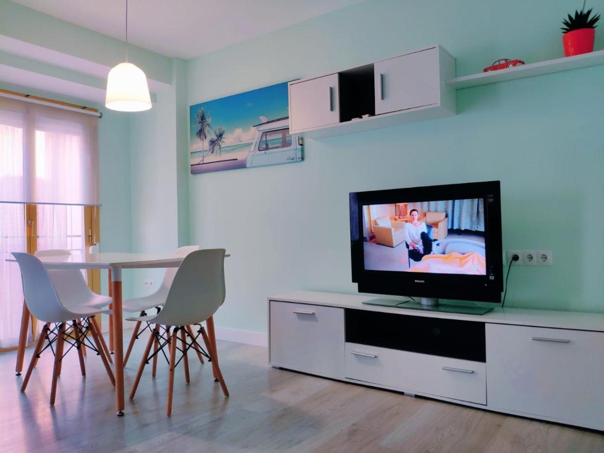 Charming Apartment In Alicante Near The Sea & City Center Bagian luar foto