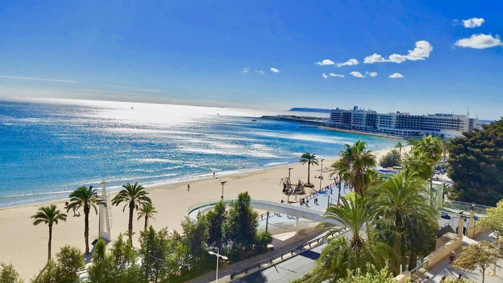 Charming Apartment In Alicante Near The Sea & City Center Bagian luar foto