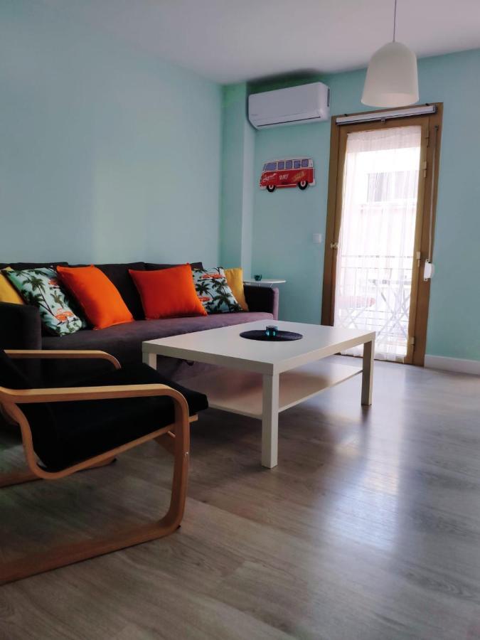 Charming Apartment In Alicante Near The Sea & City Center Bagian luar foto